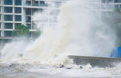 三亚海水倒灌现象，原因、影响及应对策略