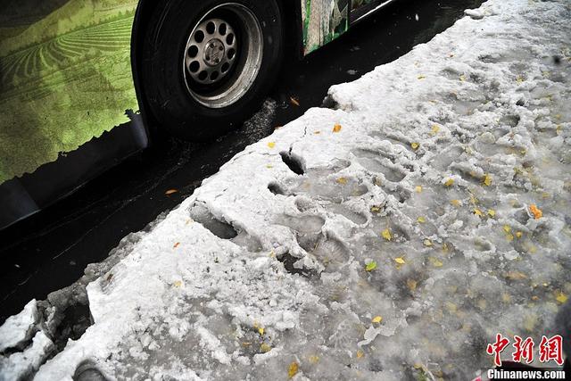 雨雪降临北京，融雪剂规范使用的重要性与策略探讨