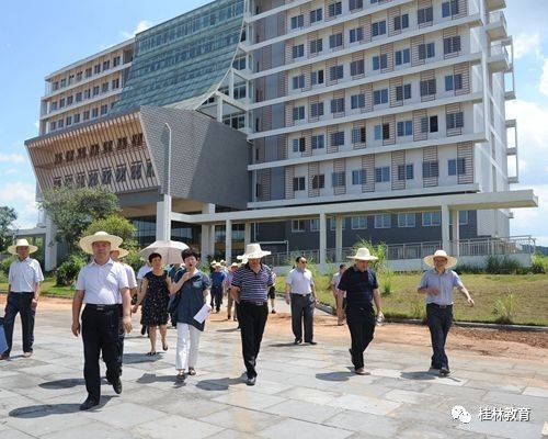 上城区初中领导团队，引领变革，塑造未来教育力量